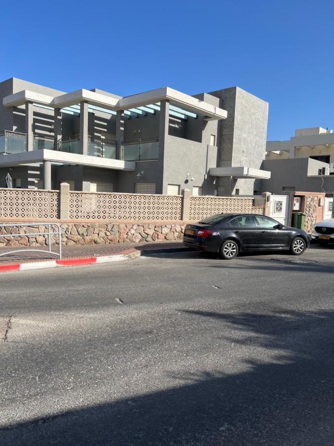 גיא ברוזמרין Lägenhet Eilat Exteriör bild