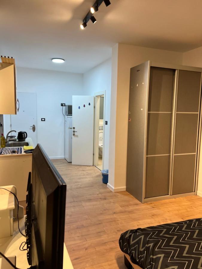 גיא ברוזמרין Lägenhet Eilat Exteriör bild